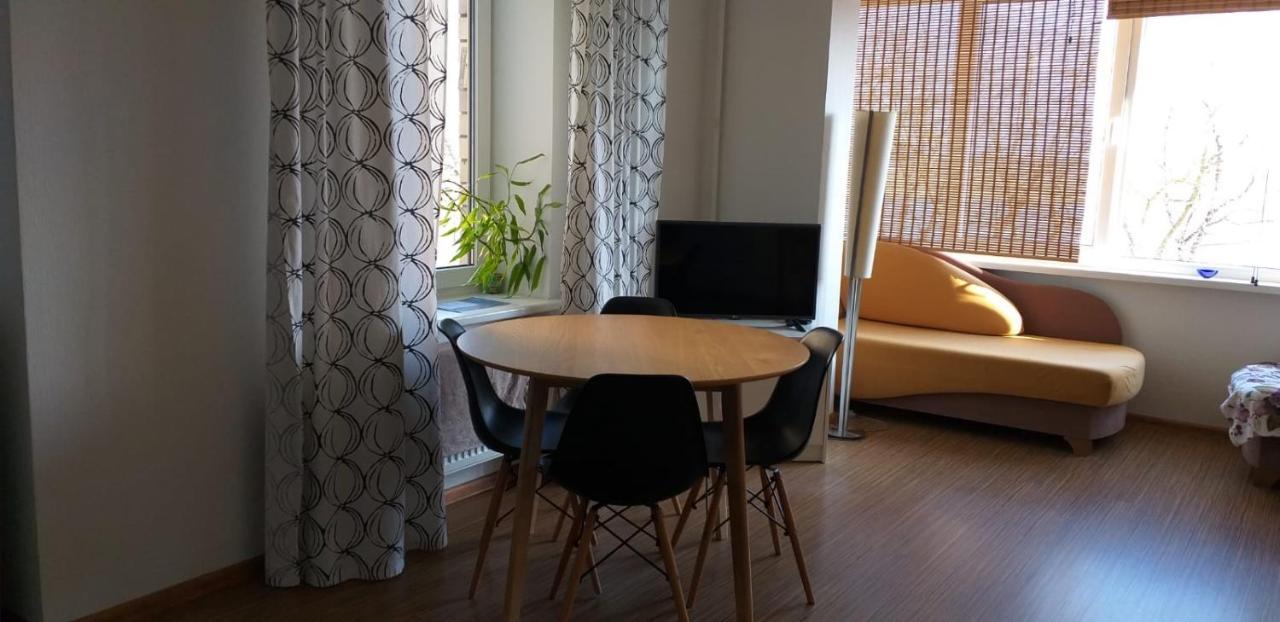 Bamboo Apartment Jurmala Luaran gambar